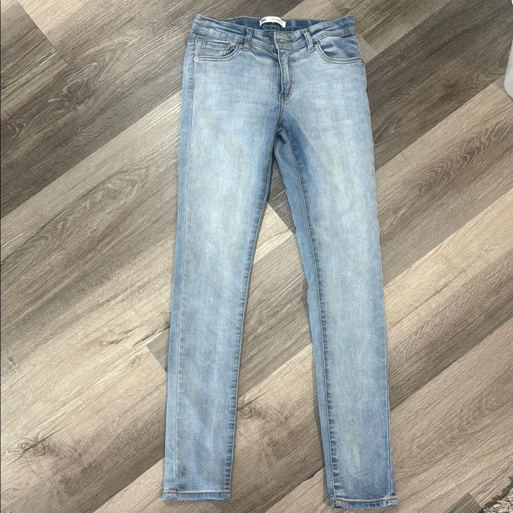 Levi's Blue Skinny Jeans with Classic Denim Construction